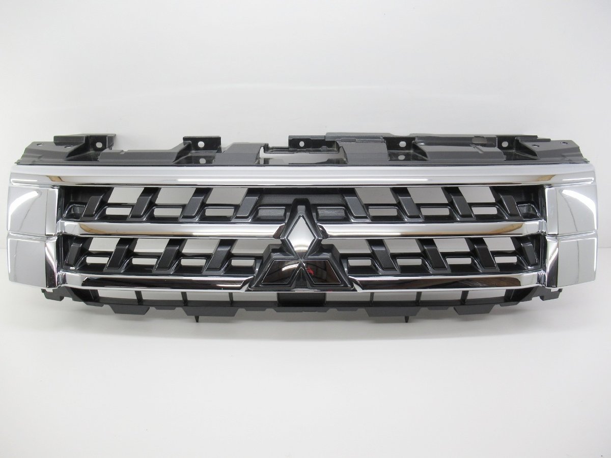三菱パジェロ　V93W 純正フロントグリル本体 最新値下げアイテム 【即決】 三菱 パジェロ V83W V88W V93W V98W 後期