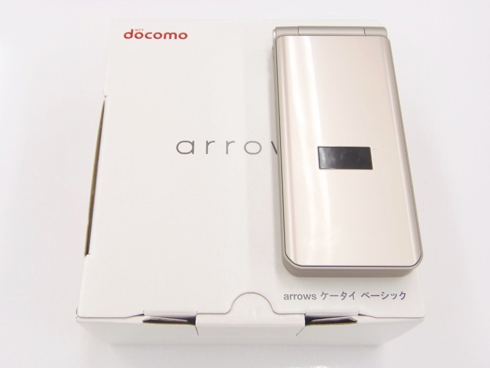 arrows ケータイ ベーシック F-41C ドコモ ゴールド 送料無料 本体