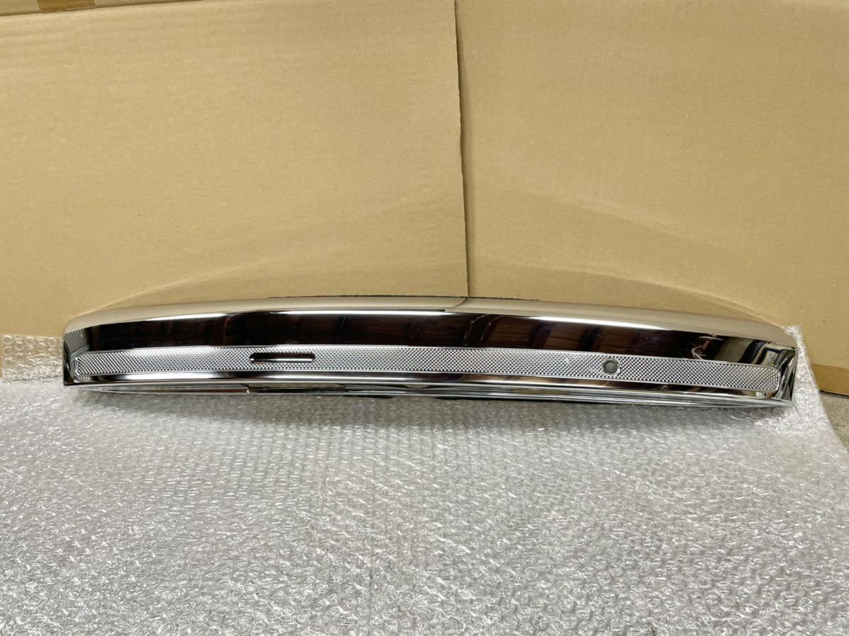 お買い得，送料無料 H25年 ホンダ フリード スパイク GB3 純正 リアガーニッシュ バックドアガーニッシュ メッキ カメラ穴あり(リア)｜売買されたオークション情報、yahooの商品情報をアーカイブ公開 - オークファ ホンダ用