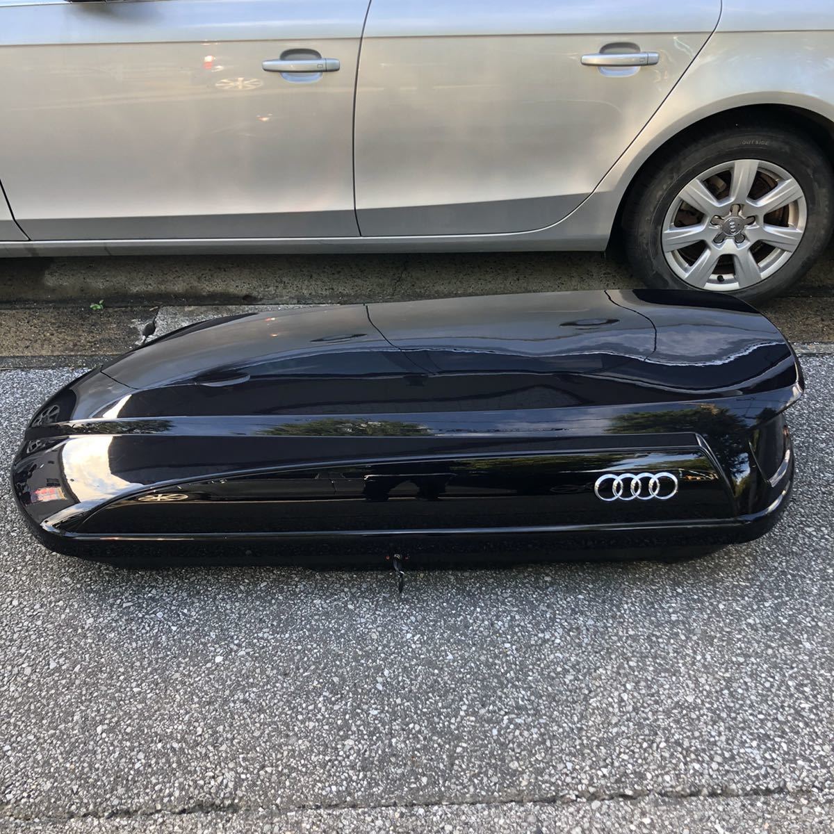 アウディ純正 ルーフボックス THULE 【公式通販】