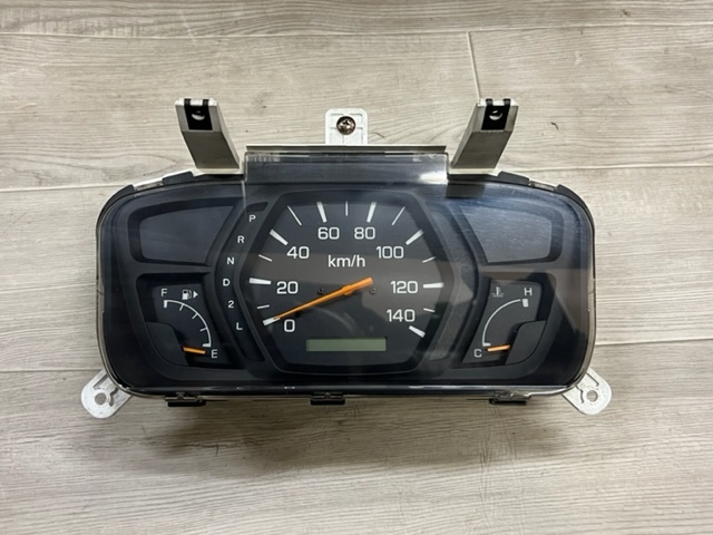 品質保証，100%新品 三菱 U61V ミニキャブ スピードメーター 走行距離 156734ｋｍ(計器、追加メーター本体)｜売買されたオークション情報、yahooの商品情報をアーカイブ公開 - オークファン 三菱用