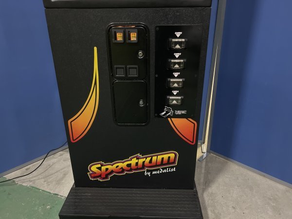 通電確認様！メダリスト社 ダーツマシン SPECTRUM AVANTI Elite 鍵4本