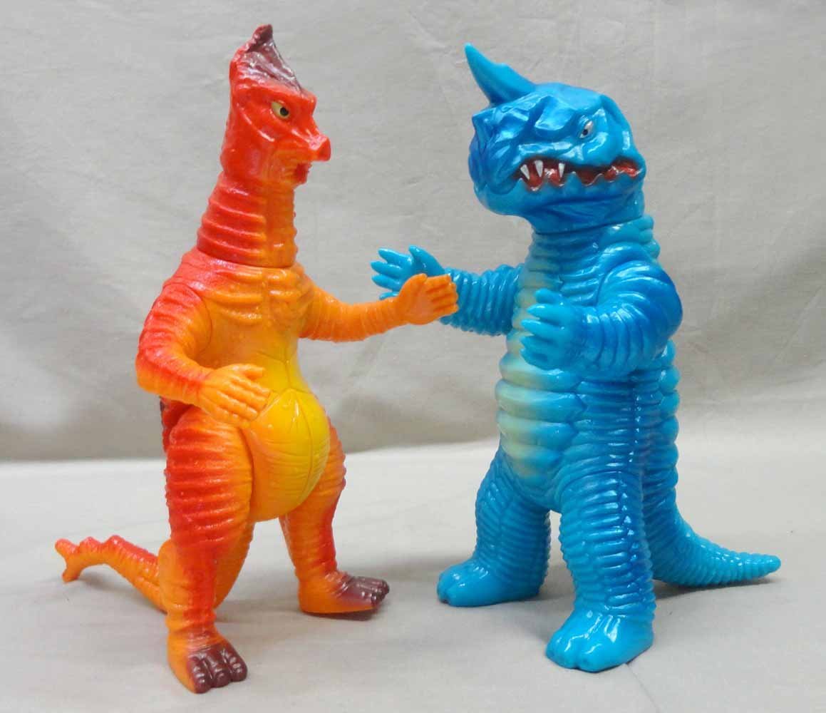怪獣郷 バニラ ソフビ やまなや ウルトラマン 円谷英二生誕100年記念