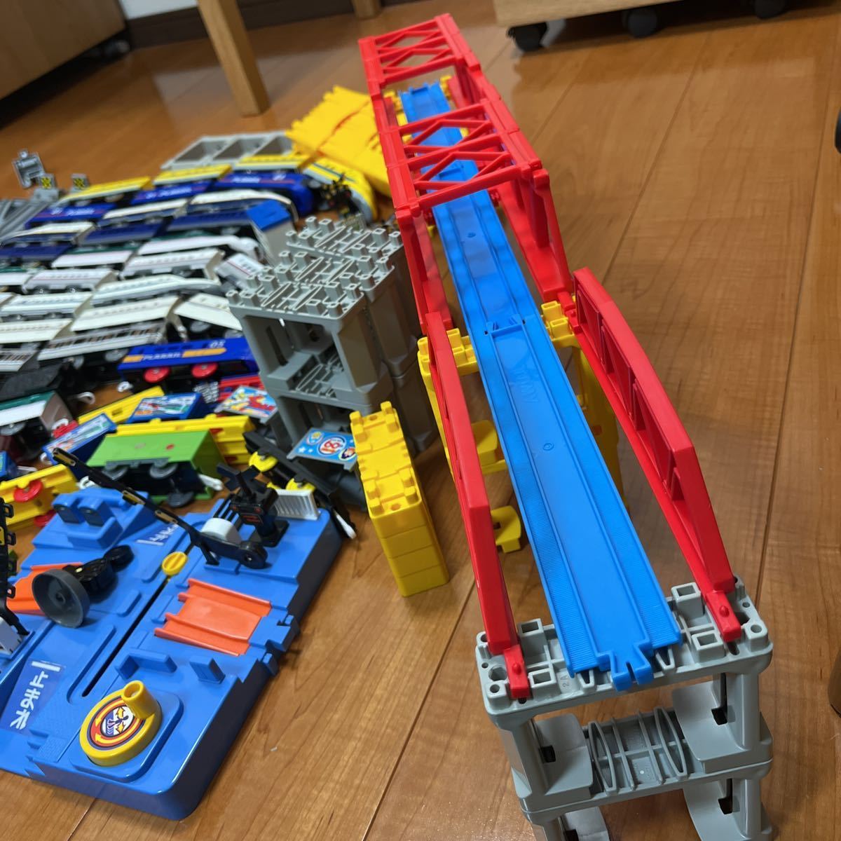 トミカ ソーラータウンおおきな交差点 ソーラータウン トミカ おおきな