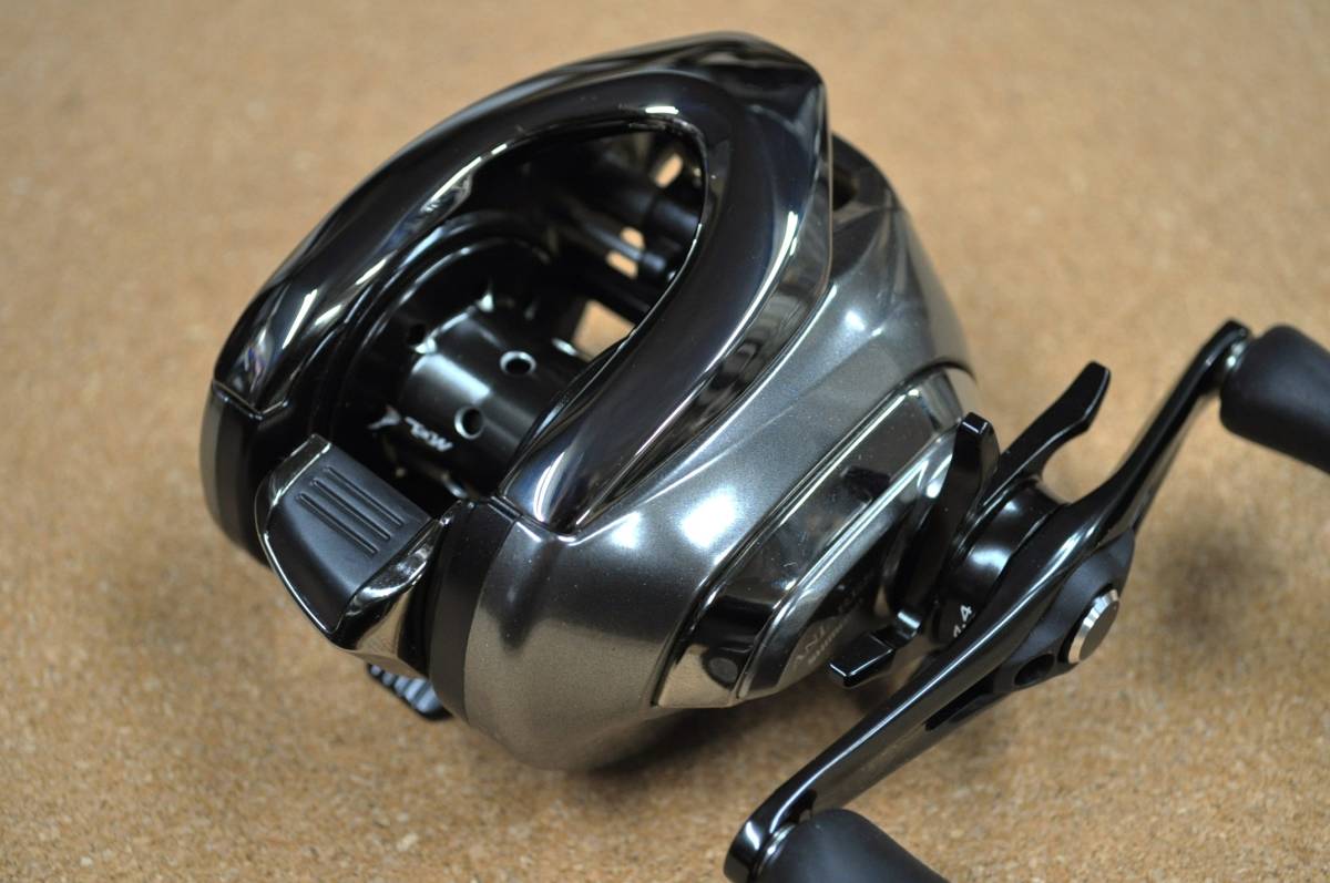 ANTARES 16アンタレスDC HG 右 SHIMANO ANTARES 16アンタレスDC HG 右 ギア比 7.4:1 アンタレス dc 16
