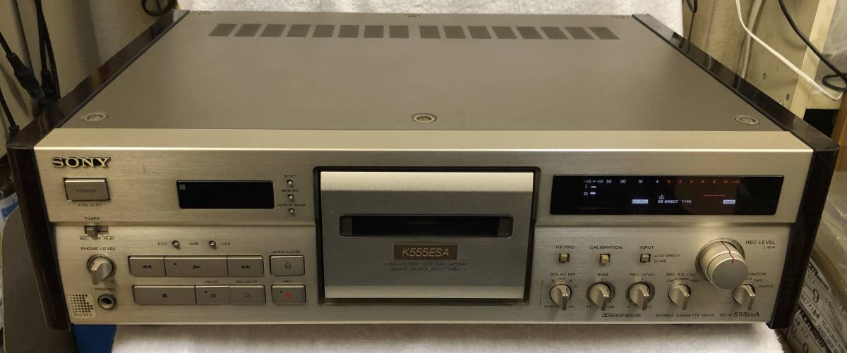 【ジャンク品】SONY TC-K555ES カセットデッキ SONY TAPECORDER カセットデッキ TC-K555ESA ジャンク品です。 【公式