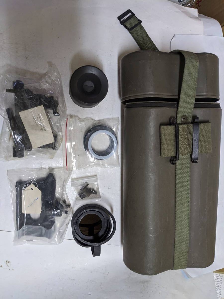 ナイトビジョン用付属品。収納ケース AN/PVS-3( ) RETROFIT PROCEDURES 未使用品　ミリタリー 
