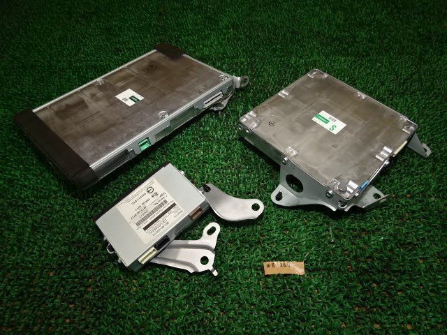 W8-267 B H22 レクサス UVF45 LS600h バージョンU Iパッケージ ナイトビューコンピューター オブジェクトレコグニションユニット