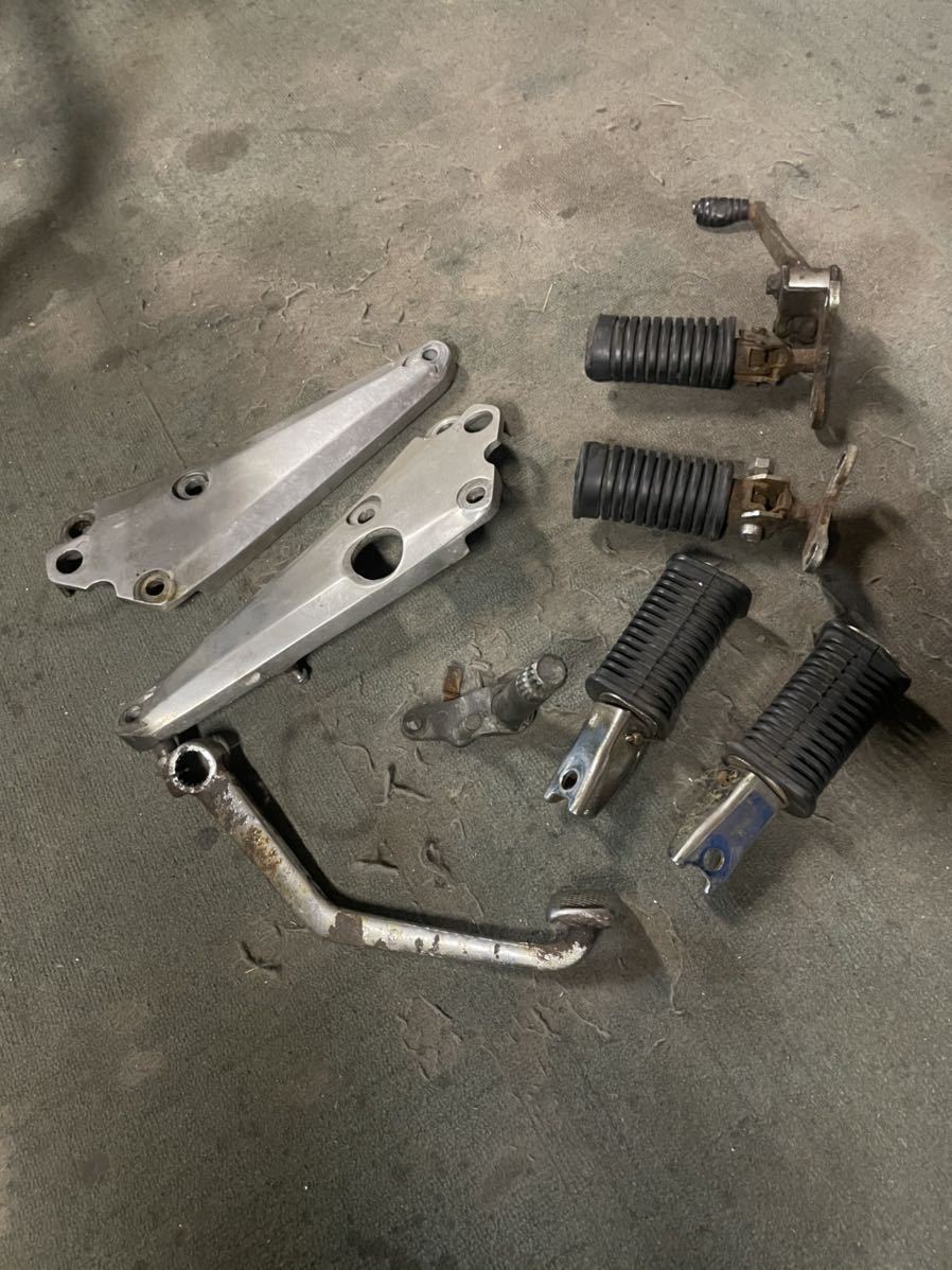 【新作入荷，お買い得】 GSX400E ゴキ 純正 ステップ類一式セット SUZUKI 旧車 GSX250E GSX450E ザリ GS400 カタナ 当時物(スズキ用)｜売買されたオークション情報、yahooの商品情報をアーカイブ公開 - オークファン スズキ用