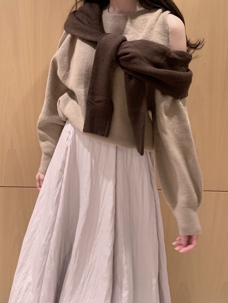 SNIDEL スナイデル 新木優子さん着 ディフォーメーション ニット プル  