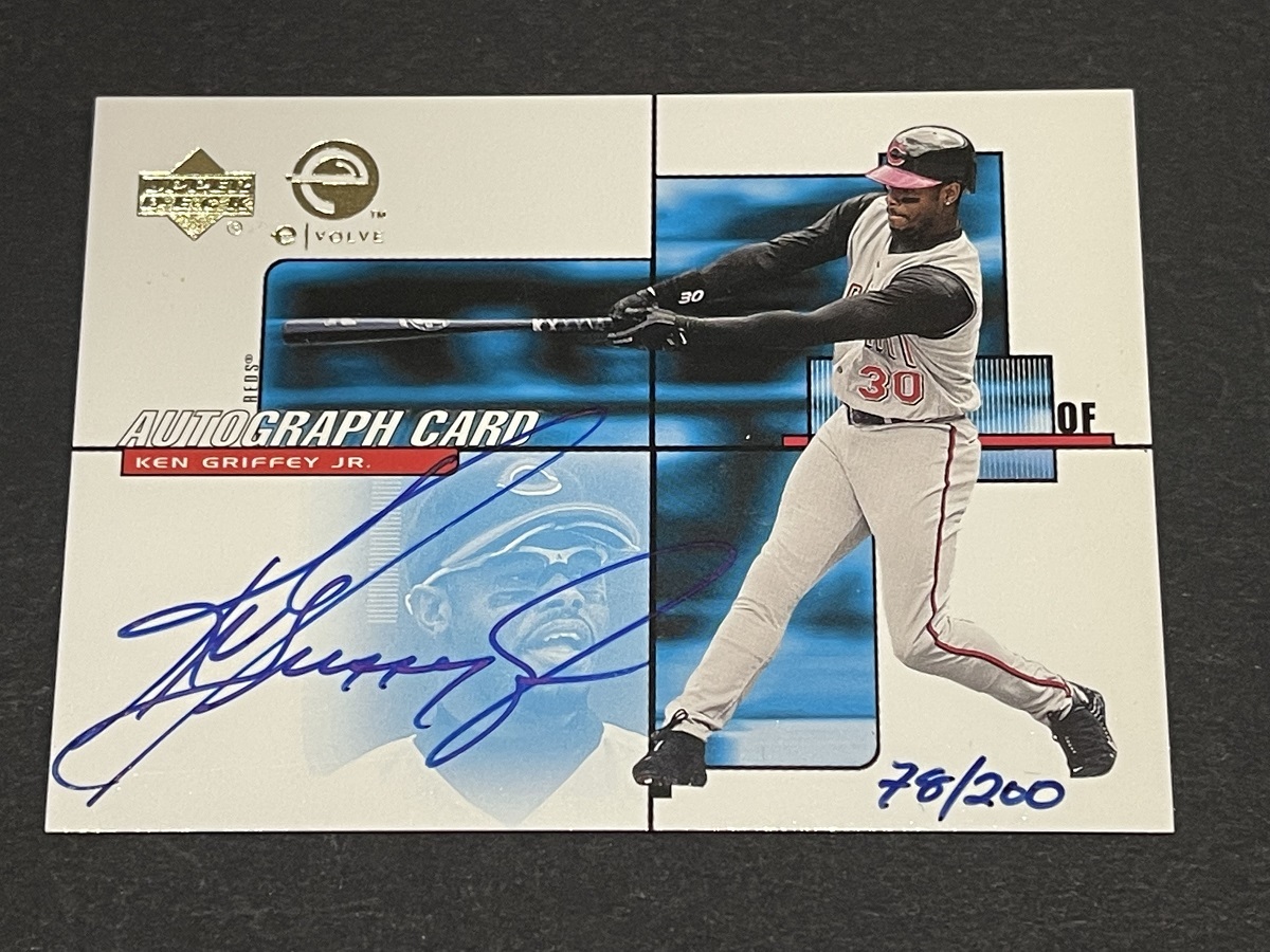 0 Ken Griffey Upper Deck ⁄200 Jr - Evolve Autographs #ES-1 (AU JR 