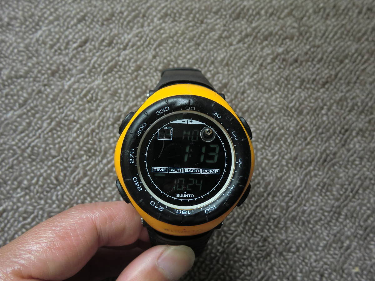 超美品 スント ベクター オレンジ SUUNTO VECTOR orange ベクター スント オレンジ SUUNTO VECTOR - メルカリ SUUNTO（時計