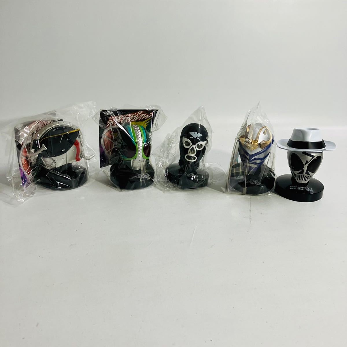 まとめ】仮面ライダー マスク コレクション フィギュア 33体 セット  