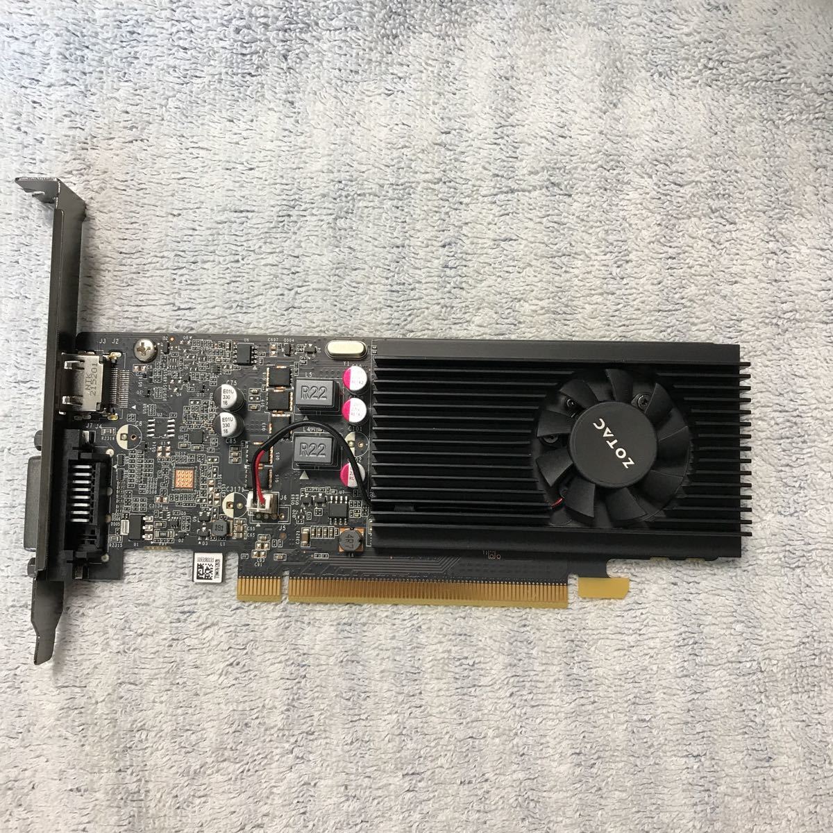 ZOTAC GeForce GT 1030 2GB 64BIT GDDR5 グラフィックボード 5