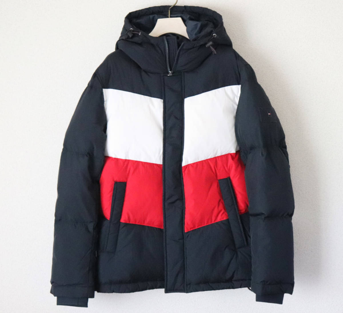 42,900円新品タグ付き【トミー ヒルフィガー】カラーブロック ダウン 