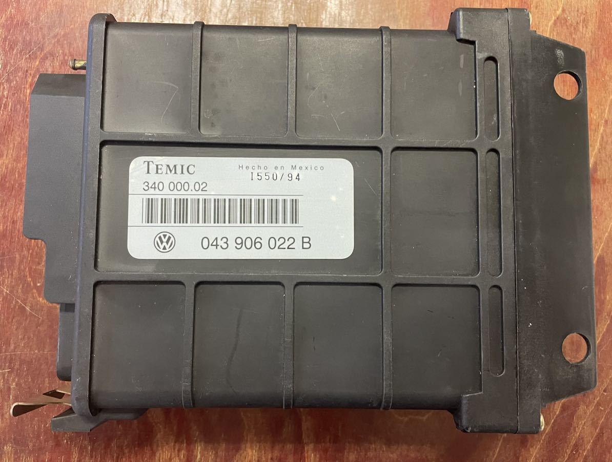 中古 ジャンク VWメキシコ ビートル ECU コンピュータ 043 906 022B 