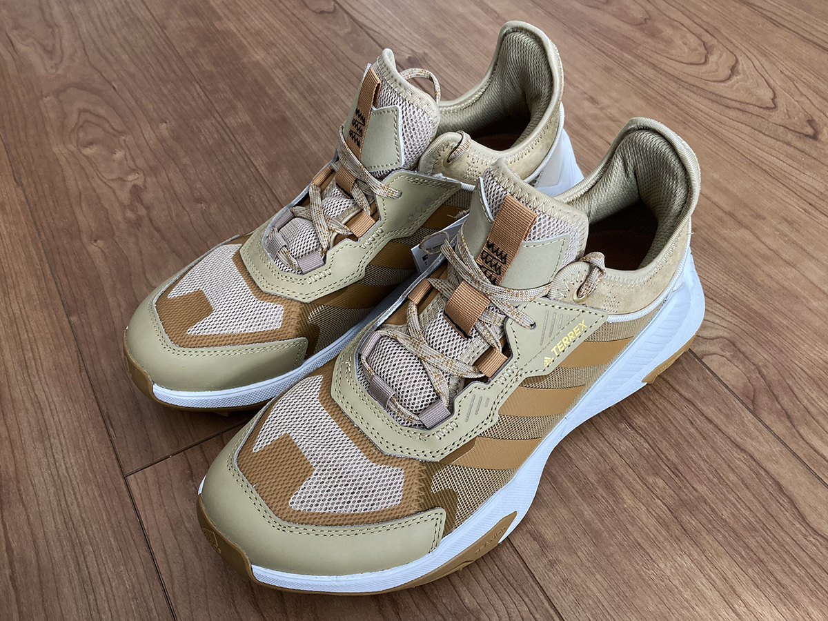 新品 TERREX テレックス　26.5 ハイパーブルー　ベージュ　 トレイル　ライトブラウン　FZ3402　アウトドア トレッキング ハイキング 　茶