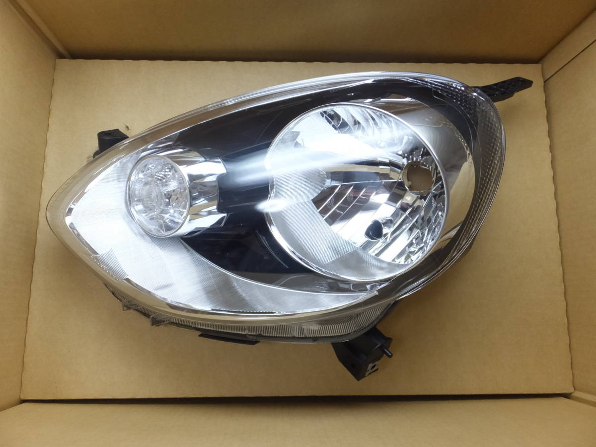 新品 マーチ K13/NK13 後期 ハロゲン左ヘッドライト KOITO 100-17944