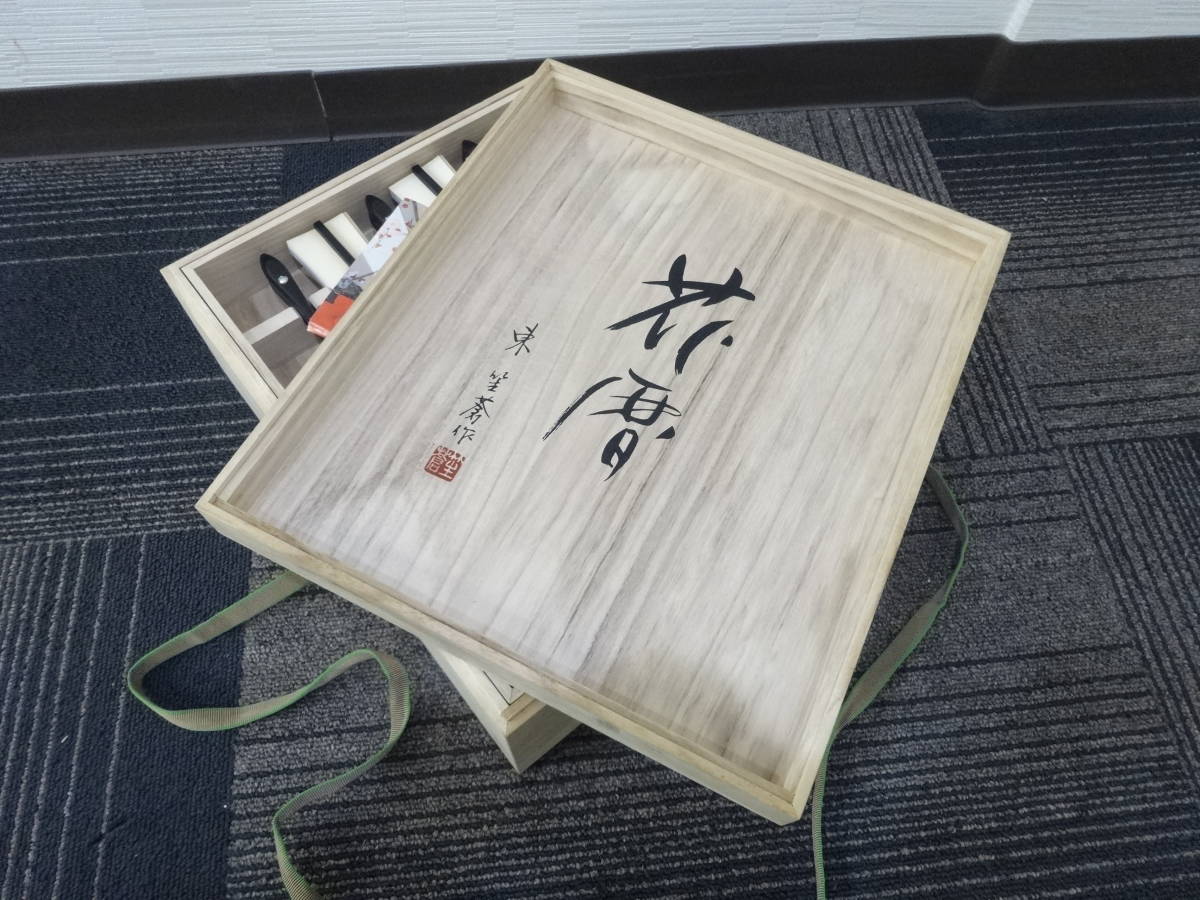 銘品】 皇室御用達 宮脇賣扇庵 東笙蒼 扇 花暦 12本 共箱共栞