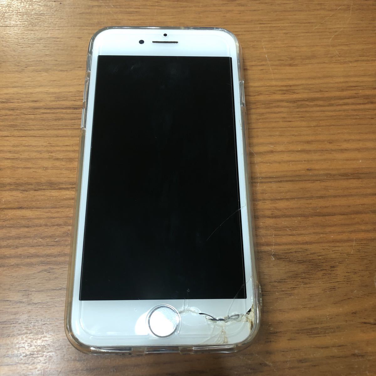 iPhone8 SIMフリー 64GB バッテリー容量79% シルバー SIMロックなし
