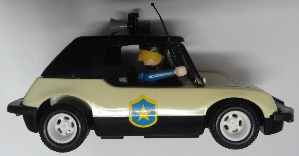 playmobil プレイモービル ジャンク車両と人形付き ◎ジャンク Playmobil プレイモービル 1976年 geobra パトカー 欠品