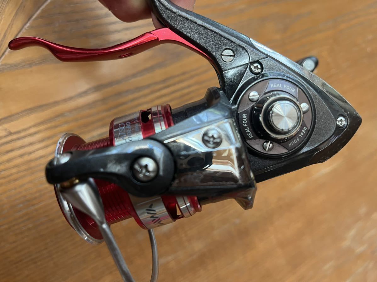 良品ダイワ 10 プレイソ 2500LBD DAIWA PLAISO