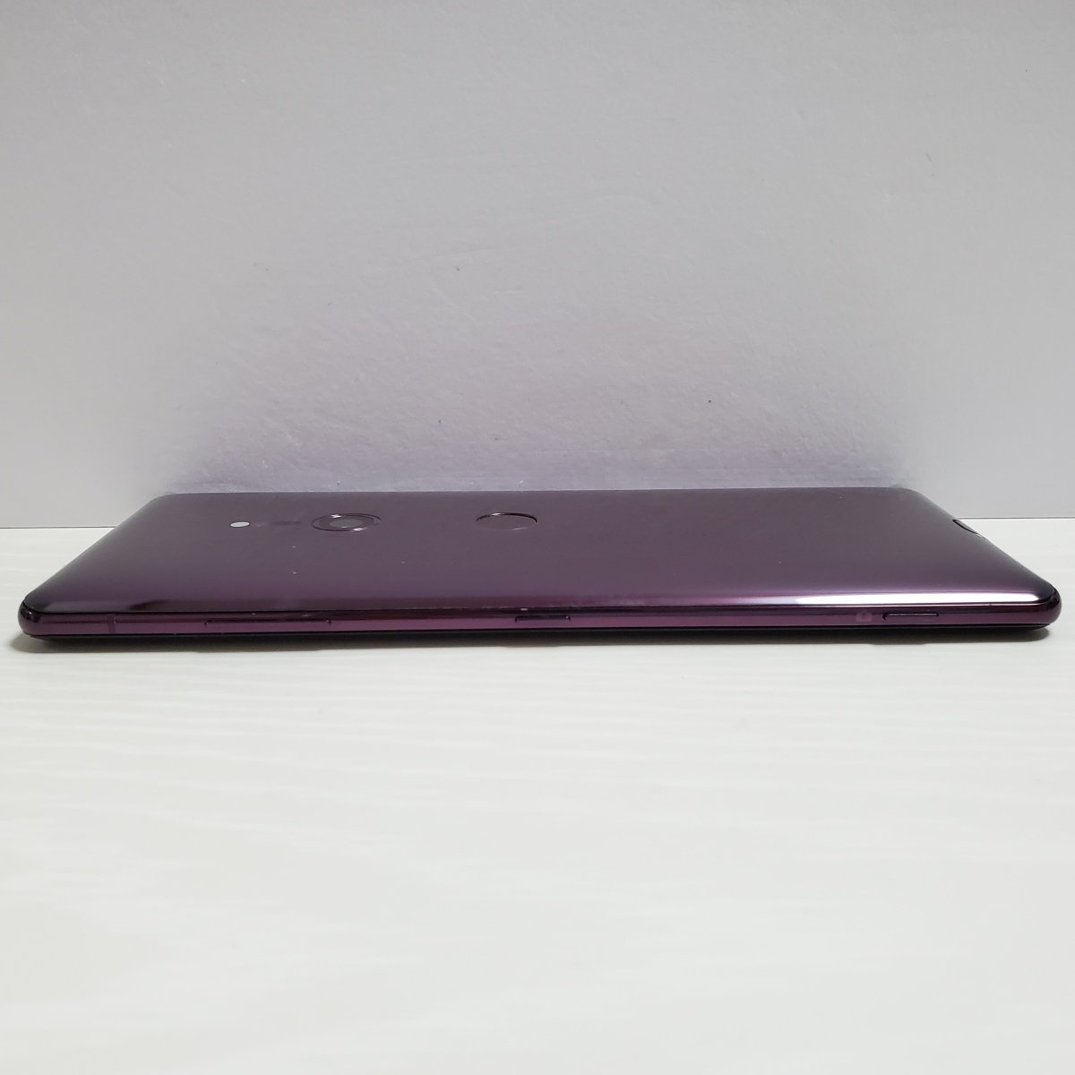 Xperia docomo XZ3 ブラック 64GB F-01L」2 ☆【24358WM】 ジャンク