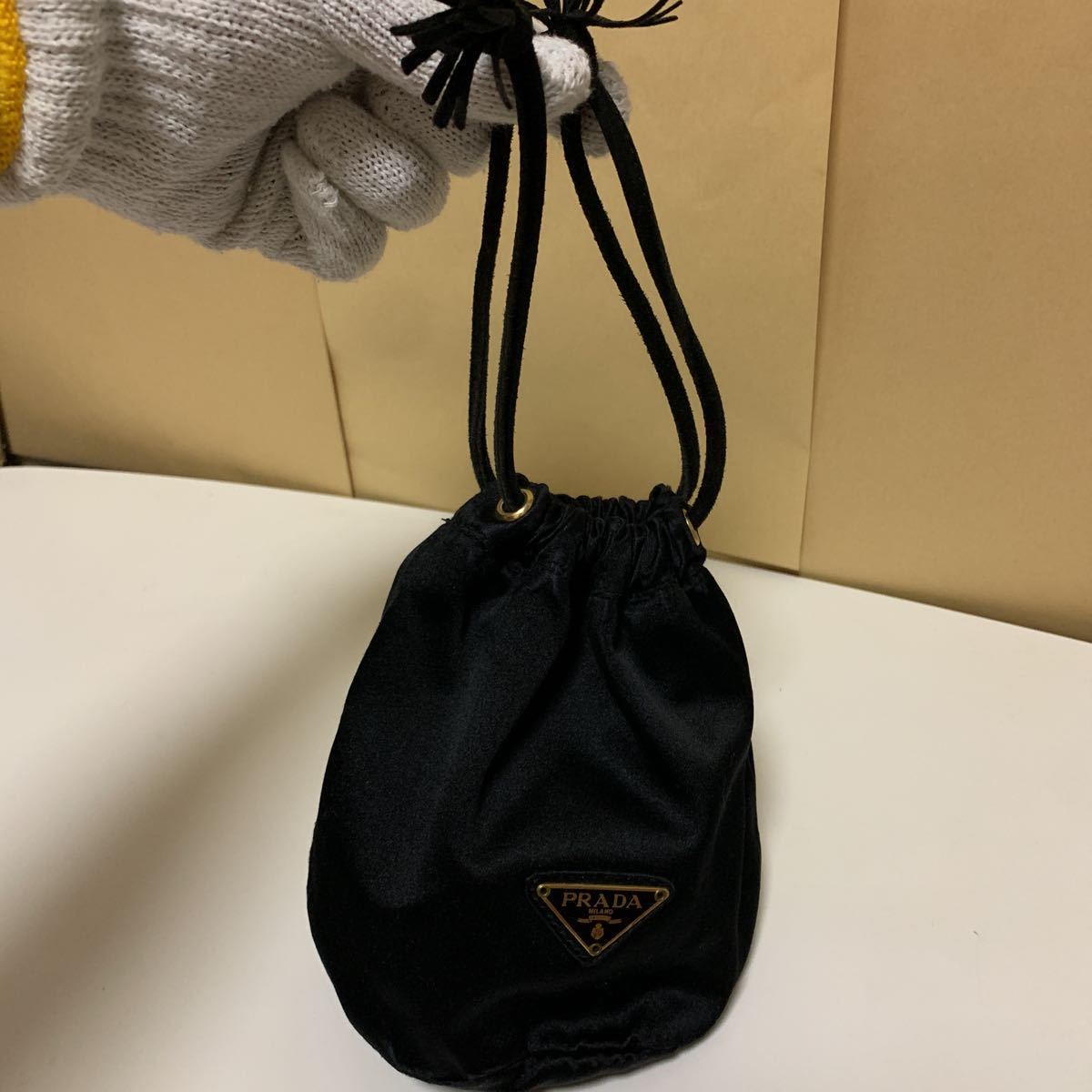 ポーチ 巾着 ナイロン プラダ PRADA（ポーチ 極美品✨プラダ 