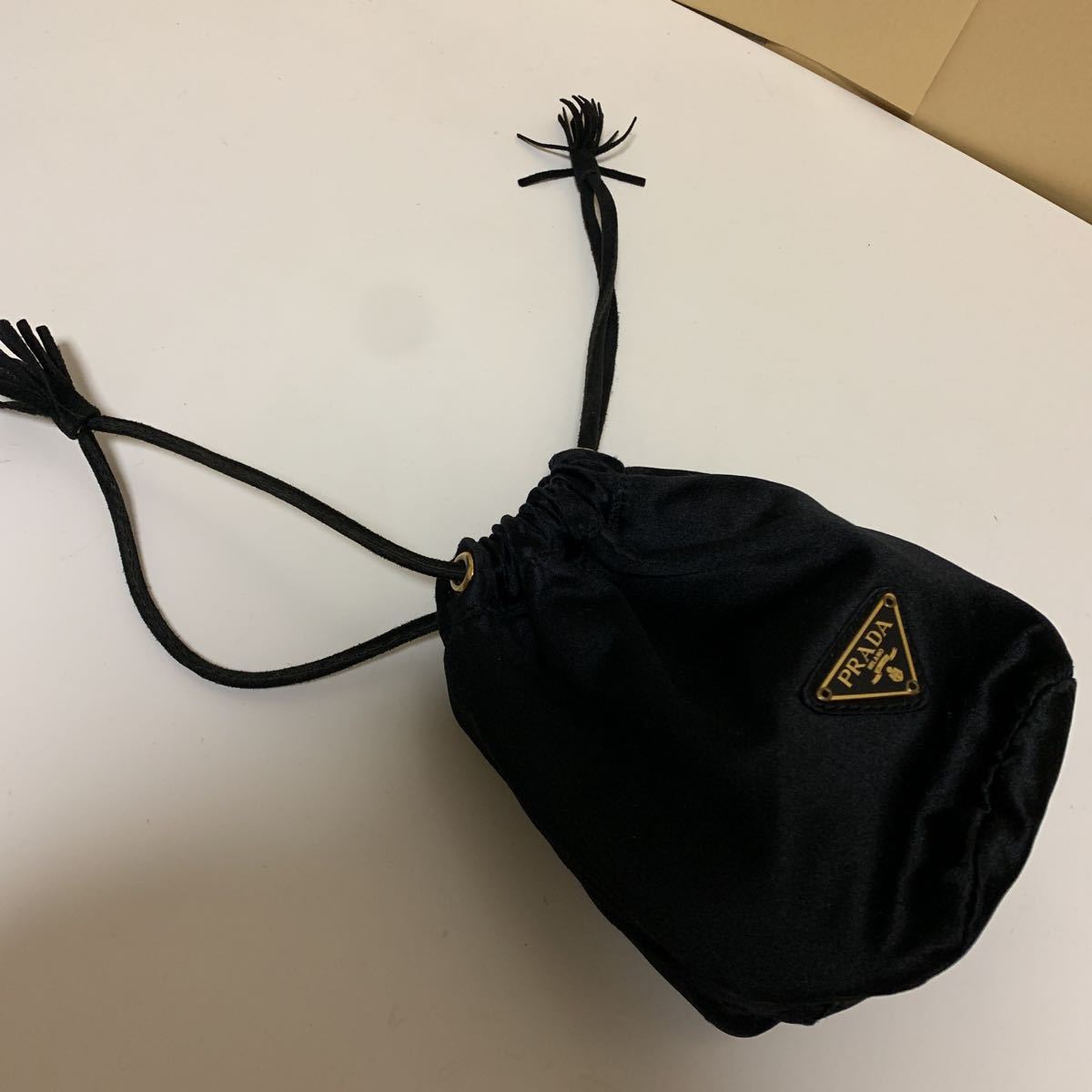 ポーチ 巾着 ナイロン プラダ PRADA（ポーチ 極美品✨プラダ 