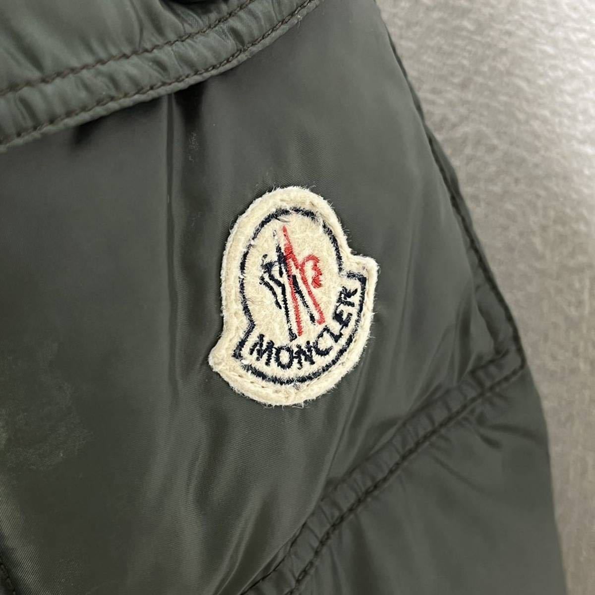 MONCLER モンクレール BAZILLE バジーレ ナイロン 袖ワッペン ダウン