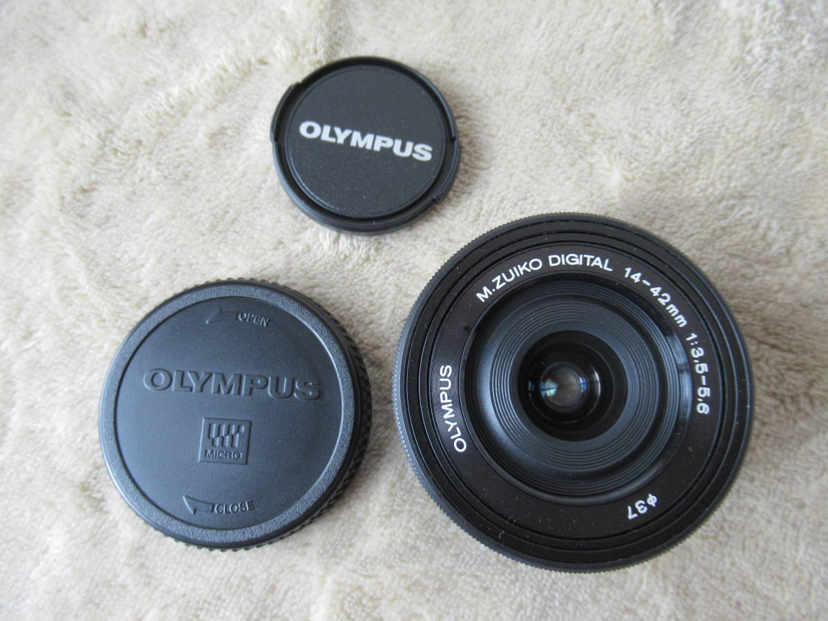OLYMPUS M.ZUIKO DIGITAL 14-42mm 1:3.5-5.6 EZ ED EMC ブラック　オリンパス レンズ + 前後キャップ