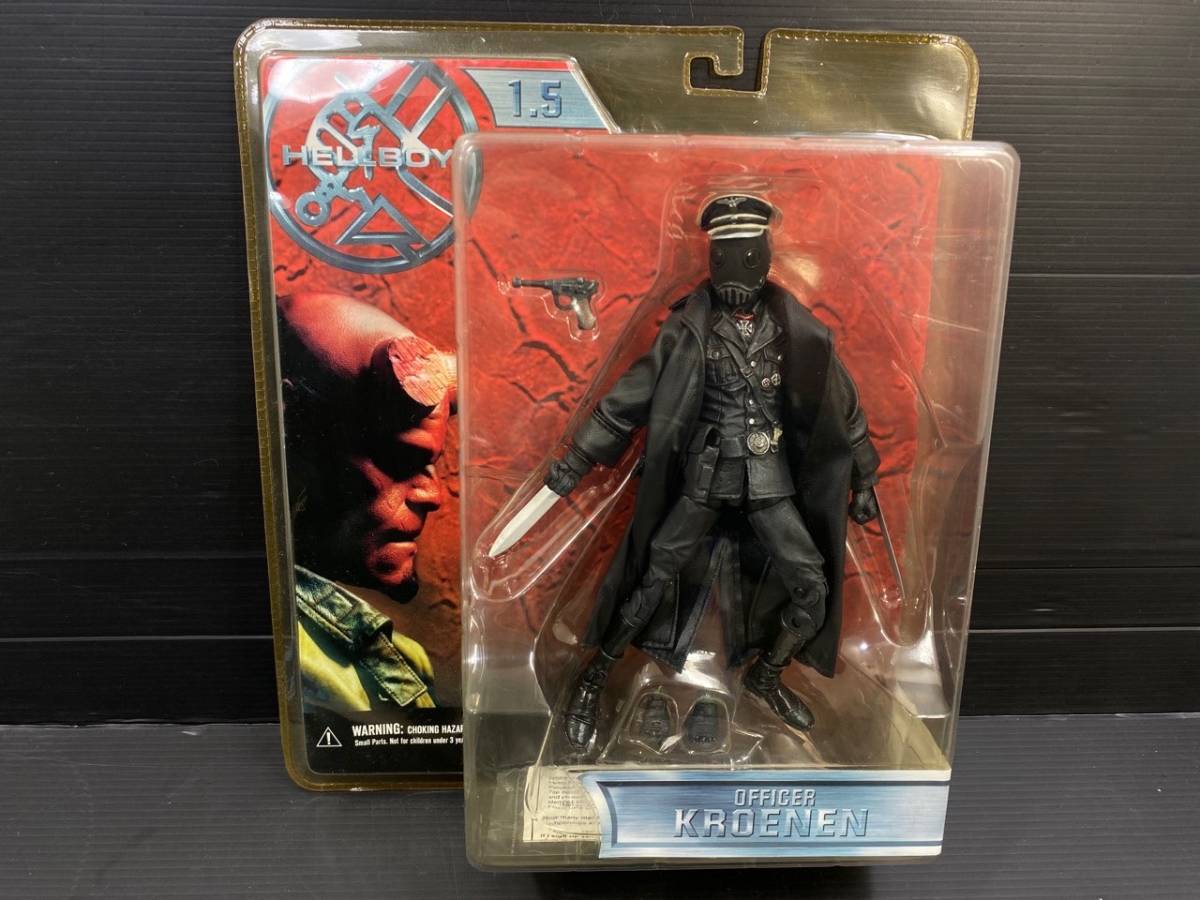 11/023【希少・未開封】HELLBOY ヘルボーイ フィギュア KROENEN