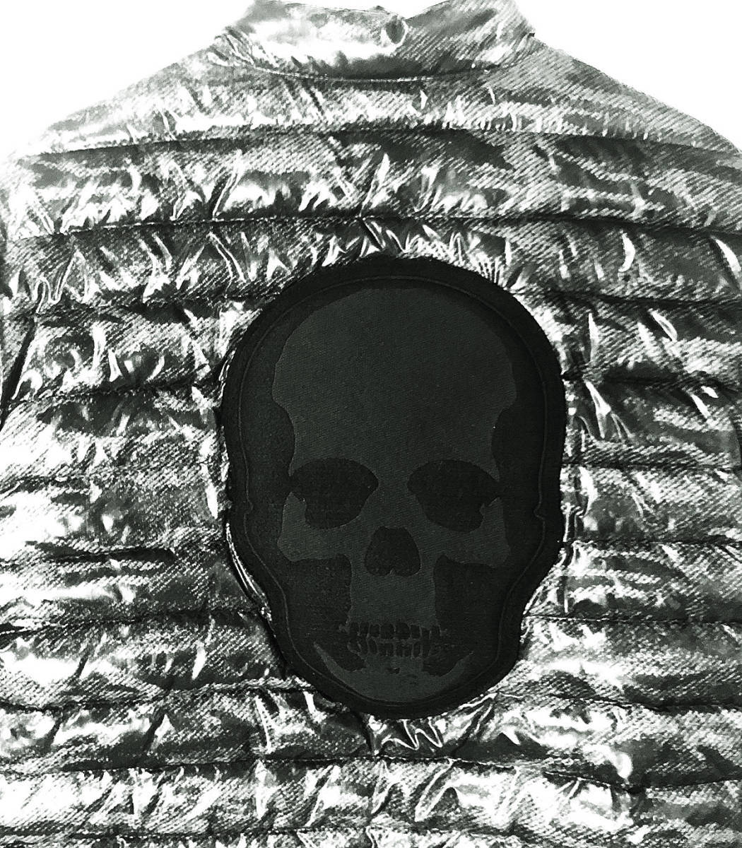 定価17万円/高品質/日本製■希少 ルシアンペラフィネ 黒x迷彩柄 スカルワッペン ダウンジャケット■検索カシミアモンクレールカナダグース
