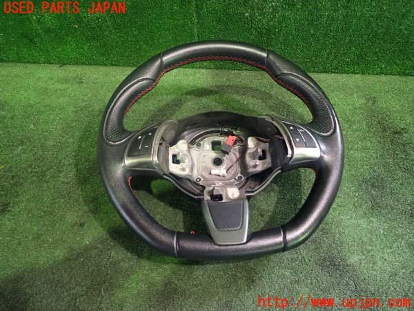 大人気，SALE 1UPJ-93307855 アバルト 500 312141 ステアリングホイール(ステアリング、ハンドル本体)｜売買されたオークション情報、yahooの商品情報をアーカイブ公開 - オークファン フィアット用