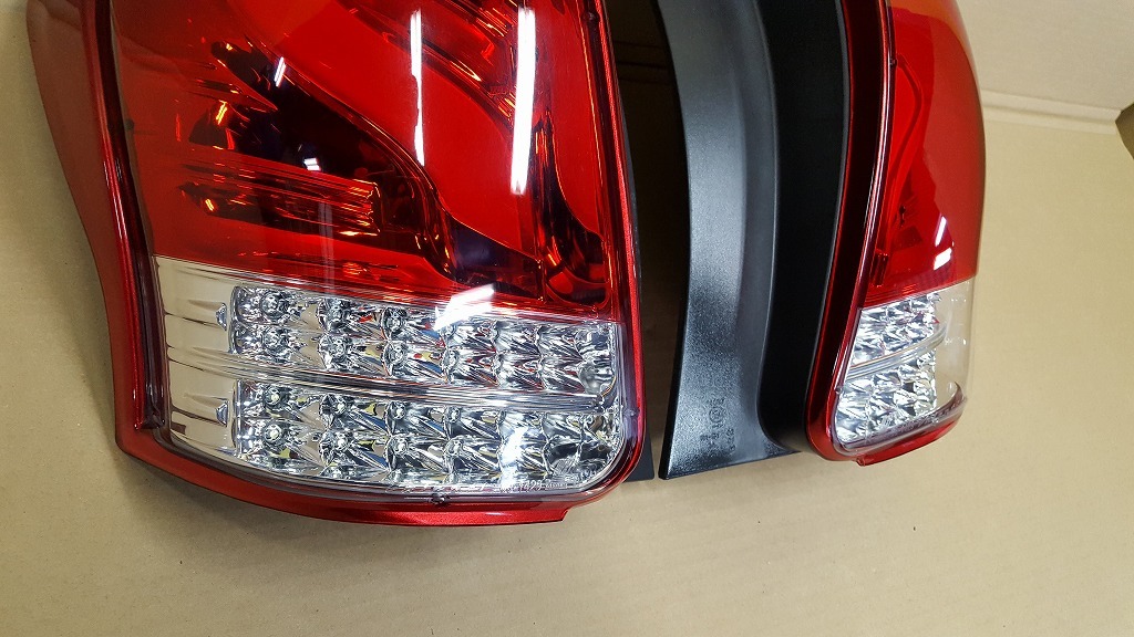 プリウスα ヴァレンティ Valenti LED テール ZVW40W ZVW41W プリウス