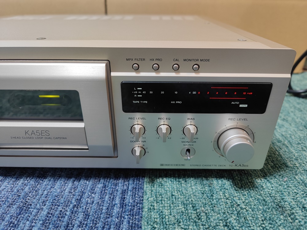 Sony カセットデッキ TC-KA3ES リモコン(RM-J701)付き Sony カセットデッキ TC-KA3ES リモコン(RM-J701)付き ジャンク品