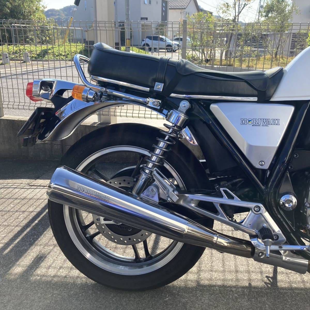 モリワキ CB1100('10-)用 MEGAPHONE メガホン スリップオンマフラー 中古 MEGAPHONE モリワキ CB1100 マフラー モリワキエンジニアリング MEGAPHONEチタン手曲げ2本出しマフラー10〜