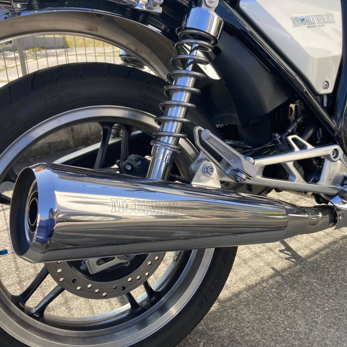 モリワキ CB1100('10-)用 MEGAPHONE メガホン スリップオンマフラー 中古 MEGAPHONE モリワキ CB1100 マフラー モリワキエンジニアリング MEGAPHONEチタン手曲げ2本出しマフラー10〜