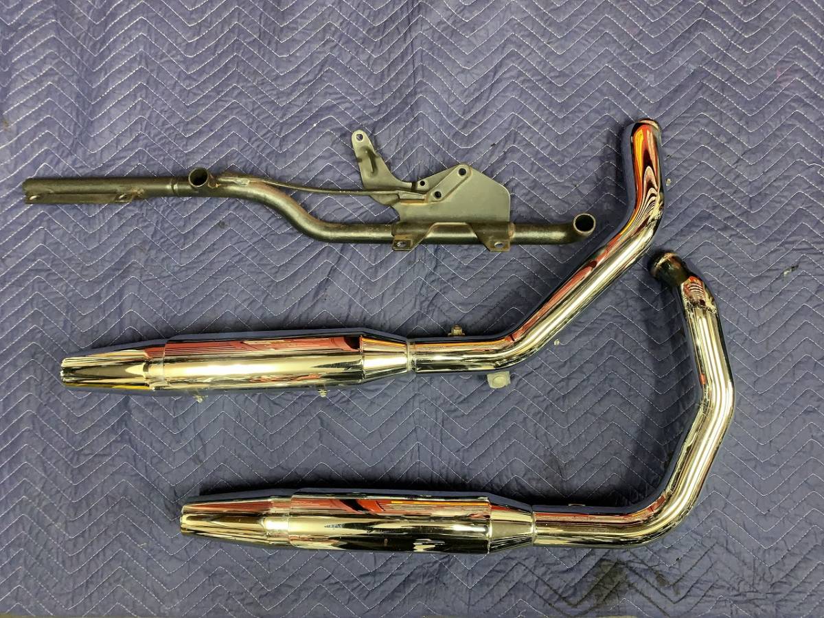 ハーレーXL1200V純正マフラー サイレンサー純正番号64737 