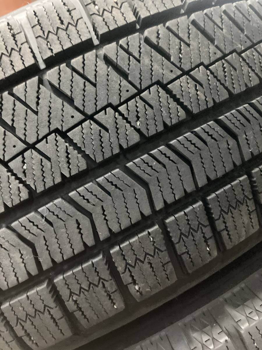 215⁄60R17 スタッドレスタイヤ 2本 WINTER MAXX 6.5J+45 溝はあります