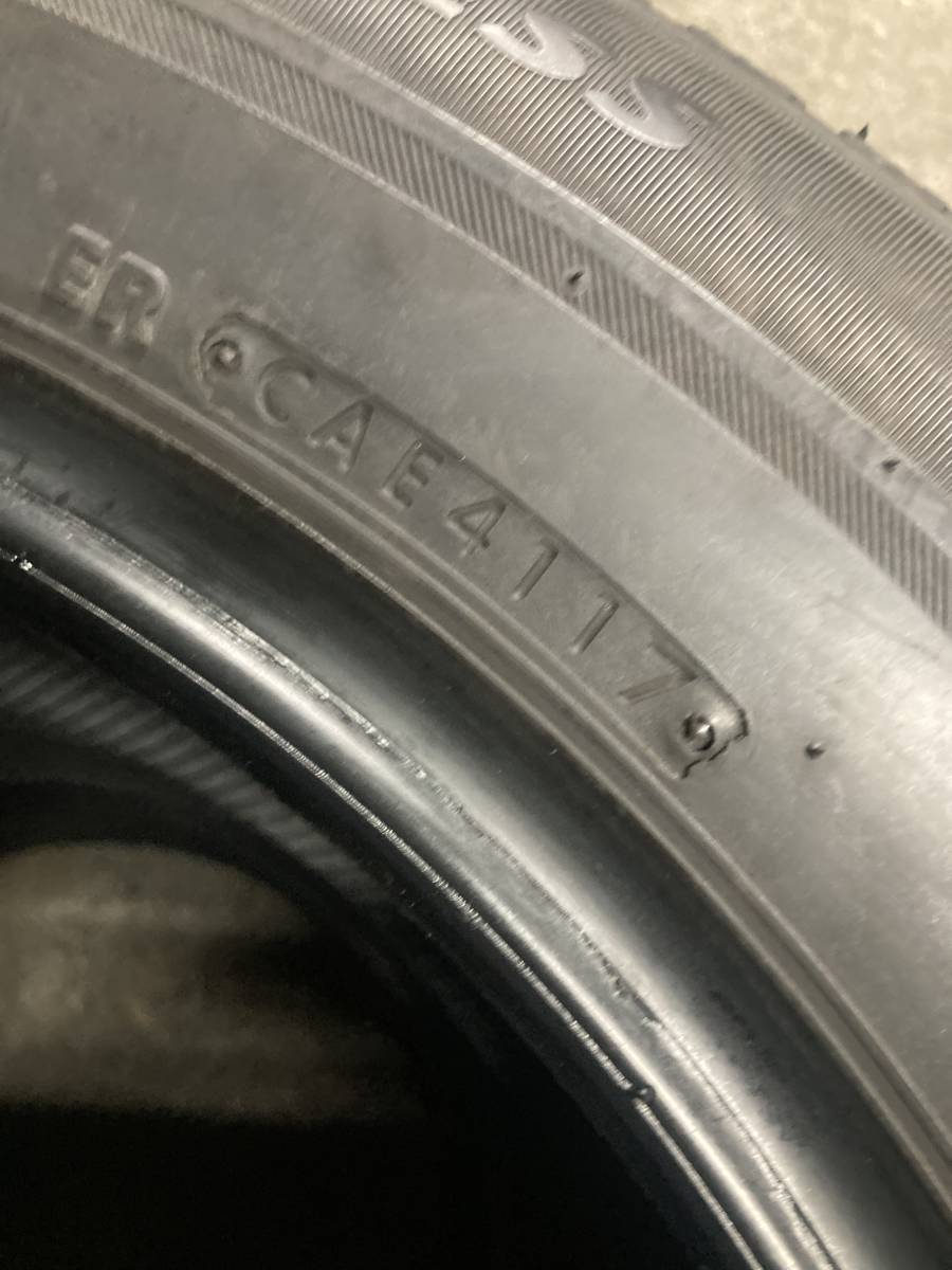 ヴィルカ　中古タイヤ2本 215⁄60R17 スタッドレスタイヤ 2本 WINTER MAXX 6.5J+45 溝はあります