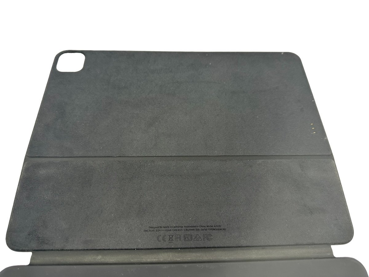 Smart Keyboard Folio for iPad Pro 12.9インチ タイプカバー
