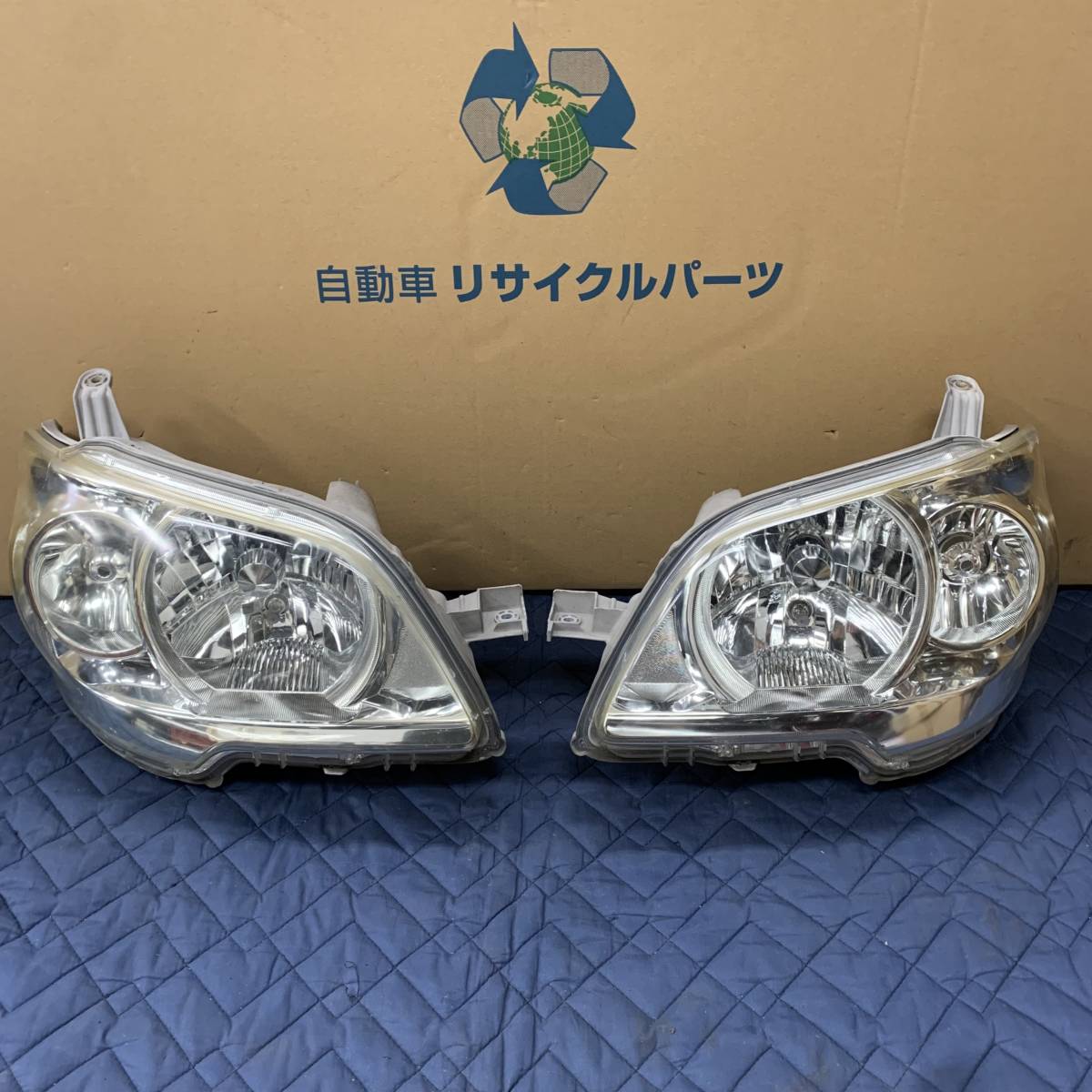☆DAIHATSU ダイハツ タントエグゼカスタム(L455S) 純正 ヘッドライト