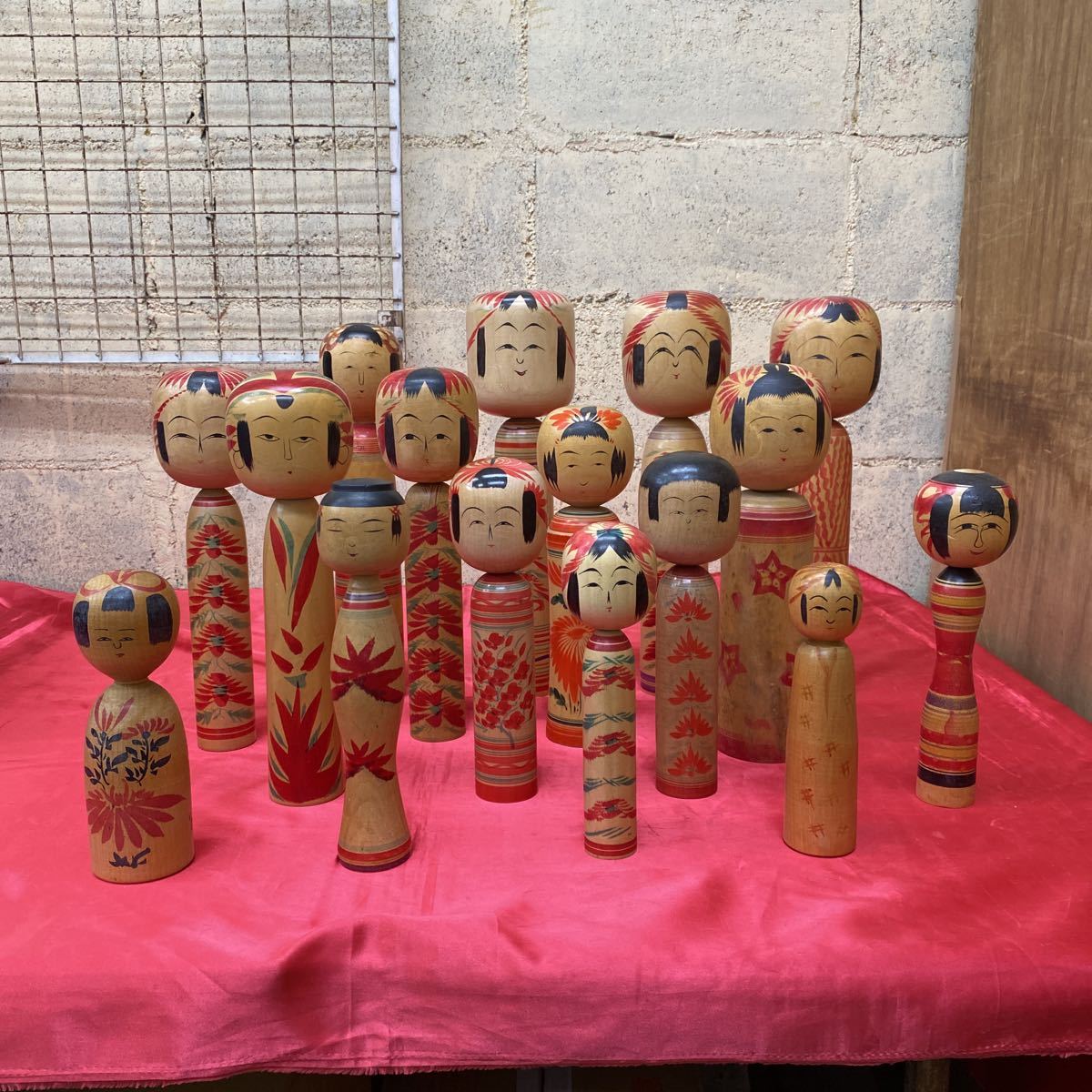 伝統こけし★木彫り★民芸品★お土産★郷土玩具★16本★100サイズ★傷あり★倉36