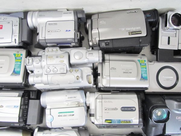 J994〕 ジャンク 8mm miniDV デジタル ビデオ カメラ（Canon SONY