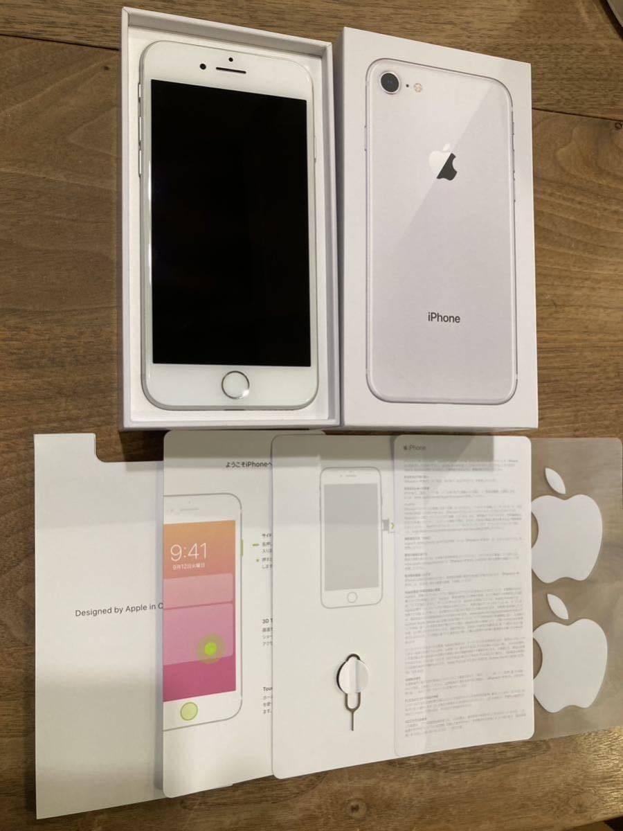 iPhone 8 本体 シルバー 64 GB au 美品 64GB 0 iPhone iPhone6