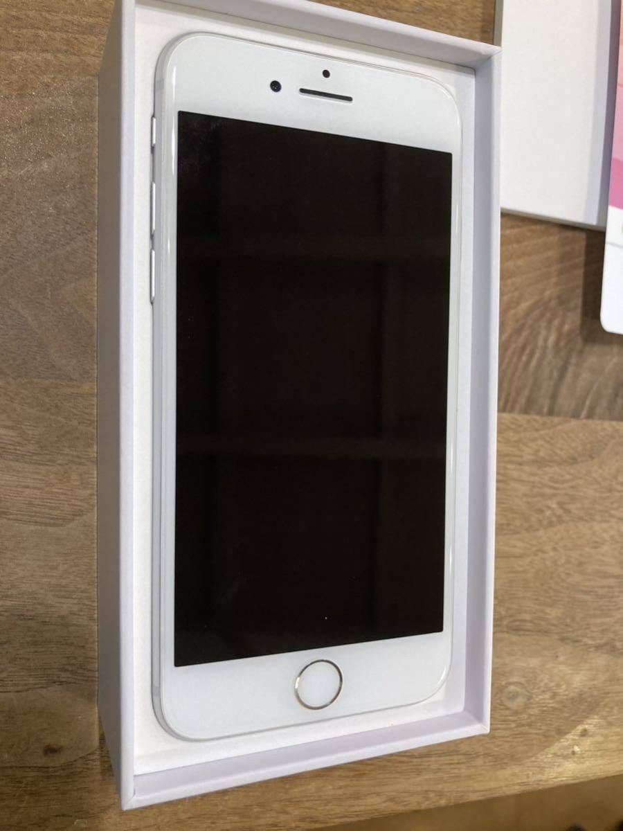 iPhone 8 本体 シルバー 64 GB au 美品 64GB 0 iPhone iPhone6