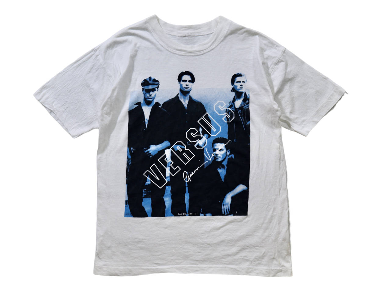 全国無料，全国無料，HOT 激レア 1990s Bruce Weber Versus ヴェルサーチ モデル ヴィンテージ Tシャツ 検: ヌード 香水 フォト 企業 ファッション Vogue 80s 90s(Tシャツ)｜売買されたオークション情報、yahooの商品情報をアーカ Tシャツ