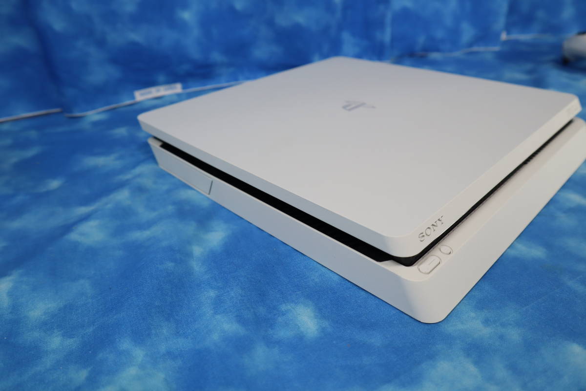 ◇SONY PS4 プレステ4 HDR 500G CUH-2200A BO2 Glacier White