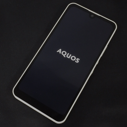 美品 docomo SHARP AQUOS wish2 SH-51C ホワイト スマホ 本体 利用制限
